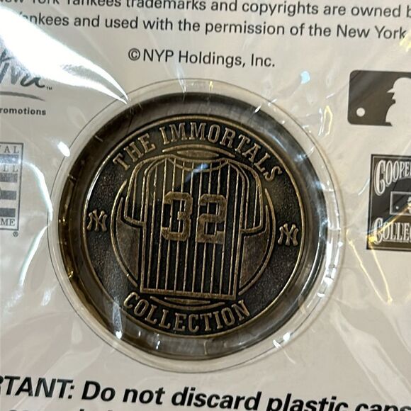 Elston Howard #32 Immortals 2005 Medallion Collection New York Post Yankees Coin - Picture 7 of 7